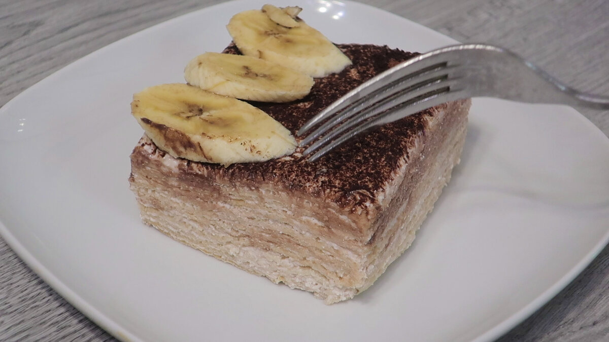 Вафельный торт без выпечки с творожно-банановым кремом
