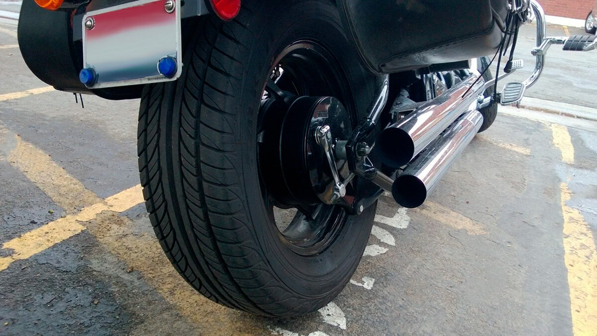 Drag car Tire on Motorcycle