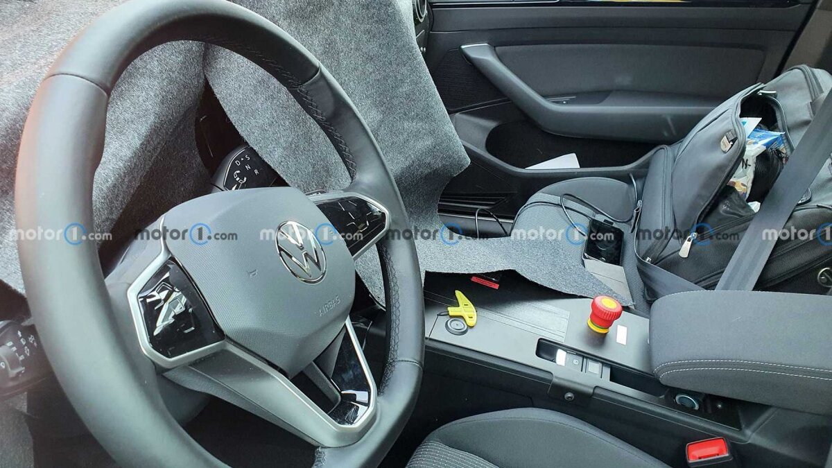 Volkswagen Passat 2023 салон