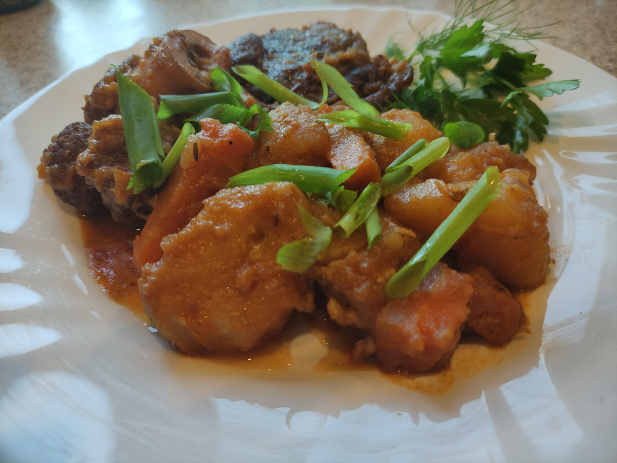 Жаркое по-домашнему (фото автора) 