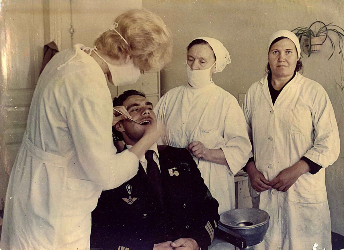 Советская психиатрическая больница. Медсестры психбольницы. Сдать в психиатрическую больницу