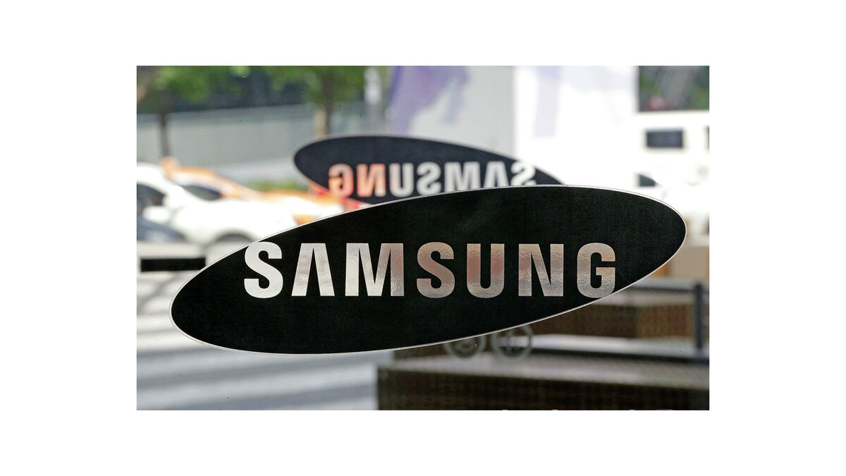    " Samsung Electronics© AP / Lee Jin-man