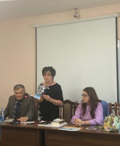 В Степанакерте состоялась презентация сборника произведений арцахских поэтов на немецком языке