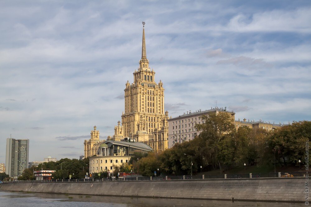 2. Гостиница "Украина" © NickFW.ru - 26.08.2019г.