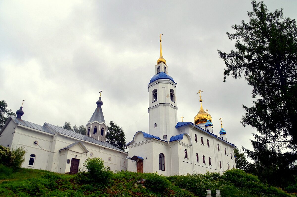 Иоанно богословский череменецкий монастырь фото