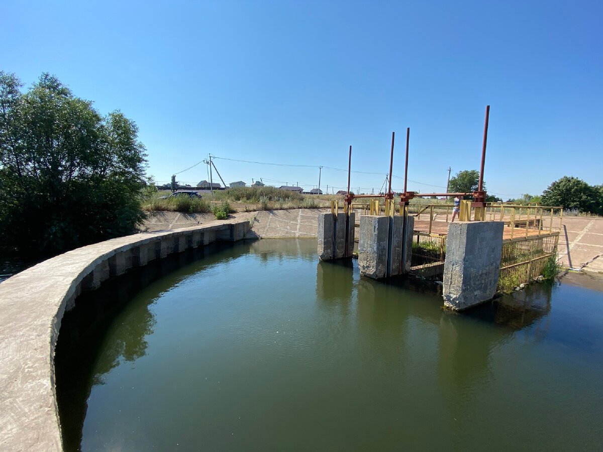 Дамба города кургана. Чубовская дамба. Казанбаш плотина. Заинское водохранилище дамба. Чубовское водохранилище Самарская область.