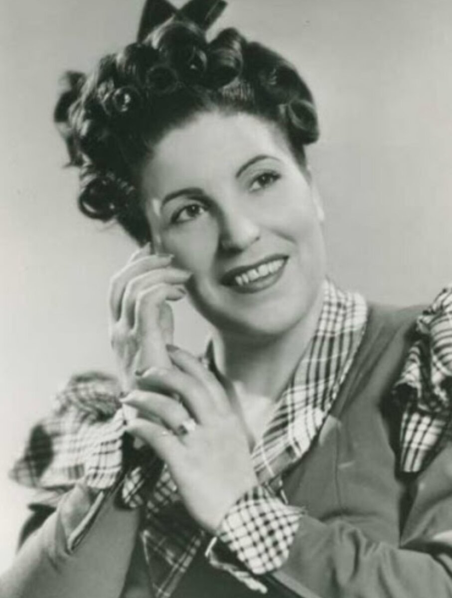 Личия Альбанезе, первая исполнительница