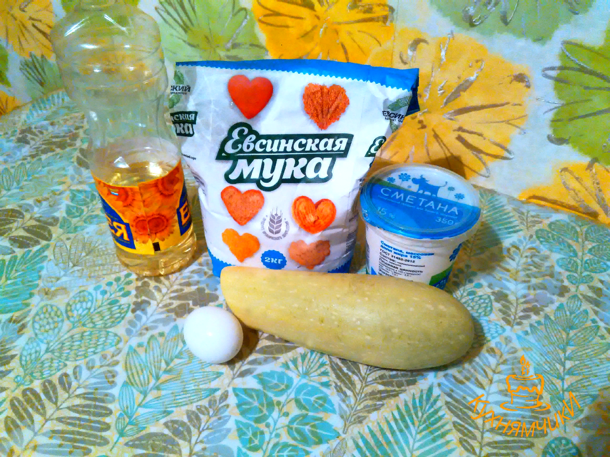 Все что понадобится для вкусных оладушек.