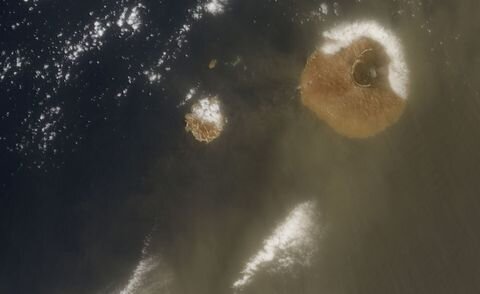 Спутники Copernicus Sentinel показывают сахарскую пыль над Сан-Филипе.

ЕВРОПЕЙСКОЕ КОСМИЧЕСКОЕ АГЕНТСТВО