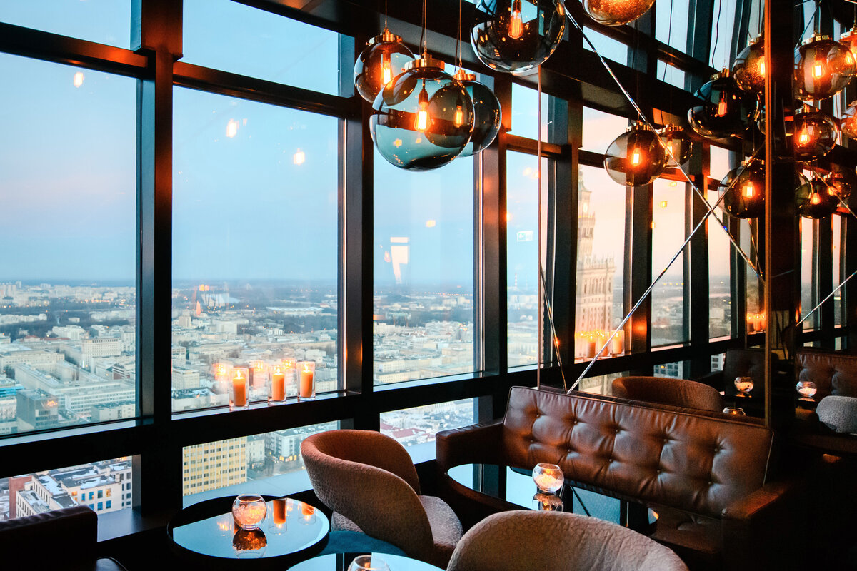 Вид из окна ресторана Sky Bar