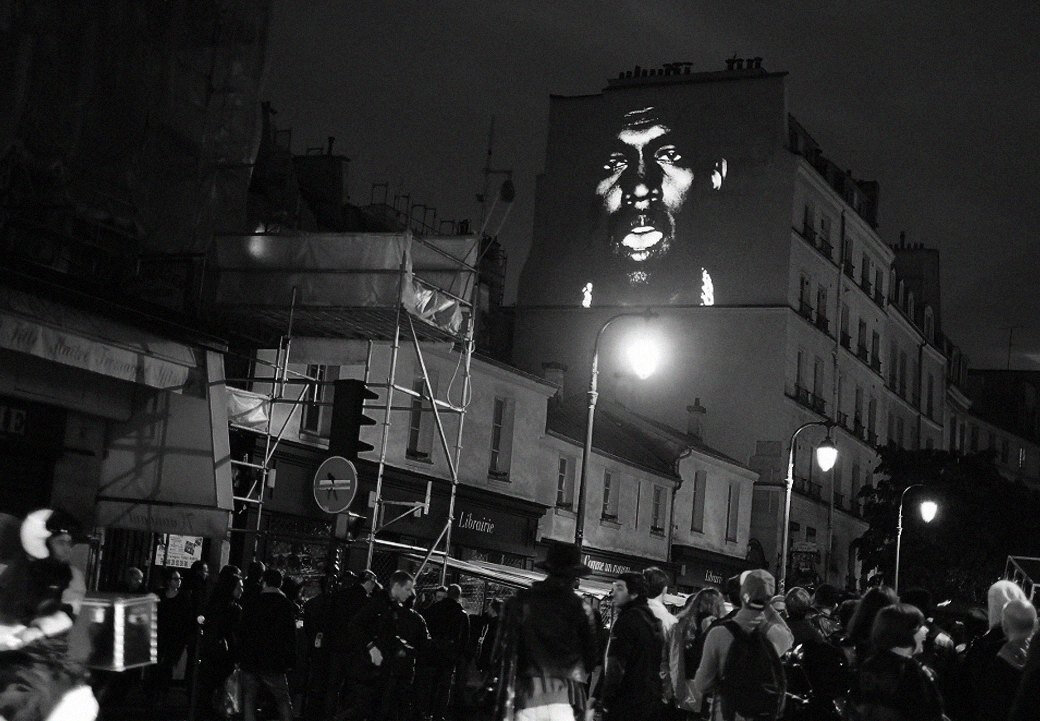 Фотография с одного из ивентов с проекциями