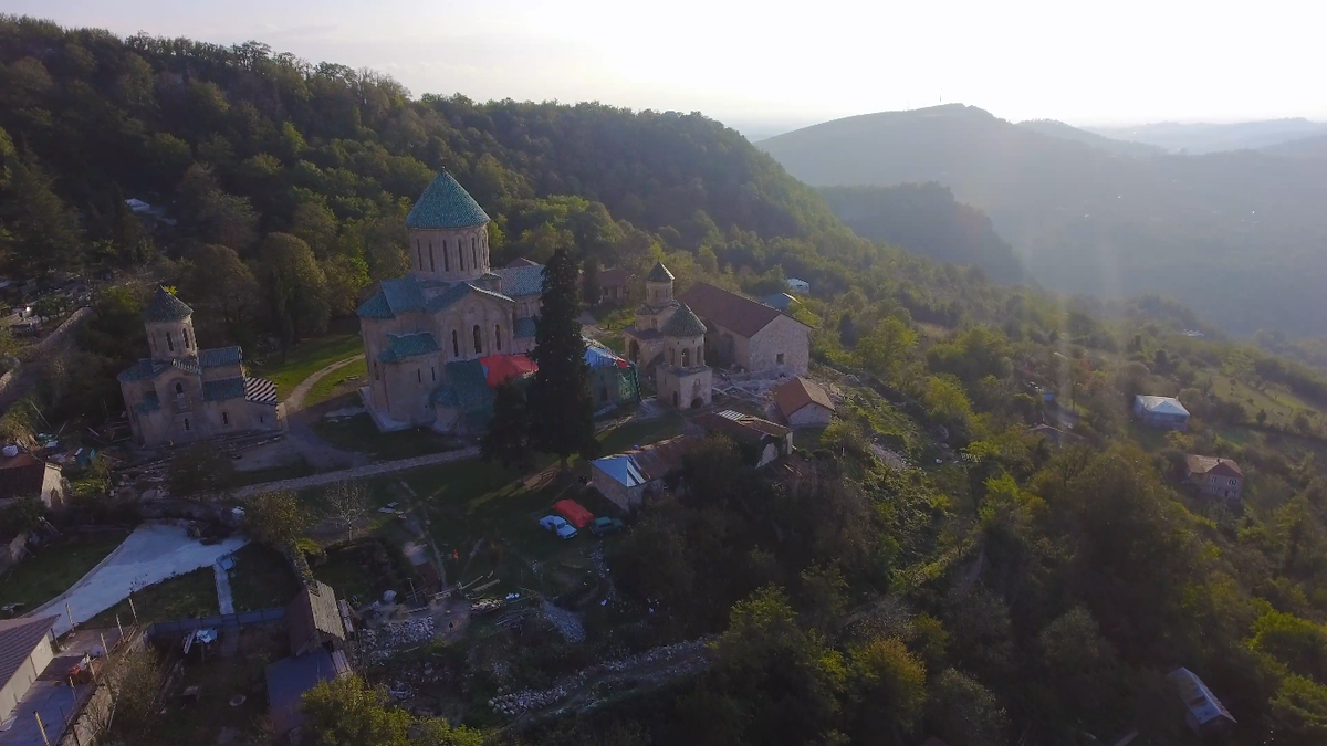 Гелатский монастырь