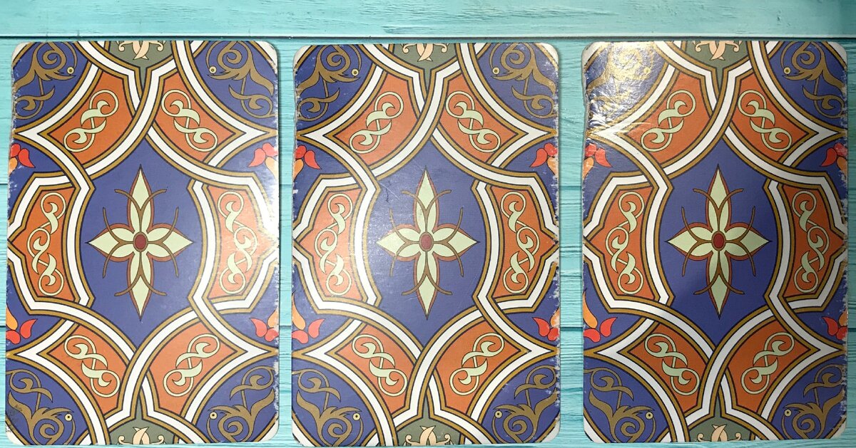 Настройтесь на своего мужчину,вспомните ваши тёплые моменты и выбирайте карту. 