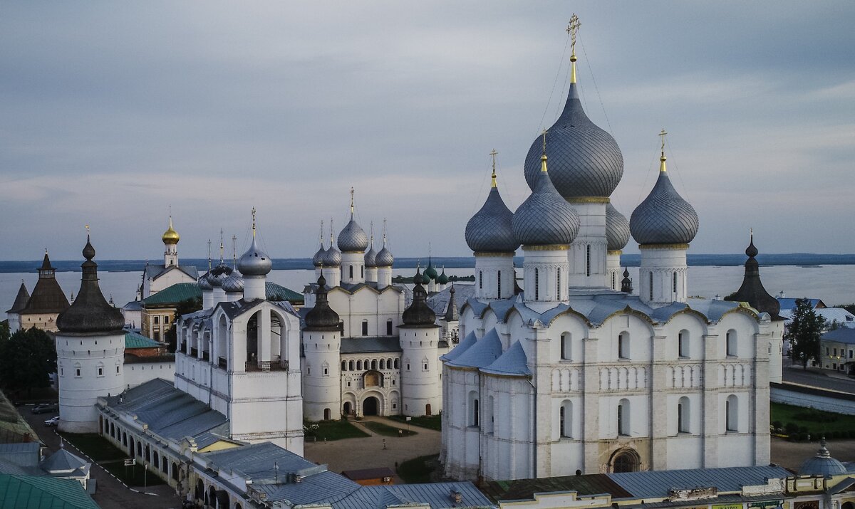 История Ростова: язычество, митрополия, торговый путь из Архангельска в  Астрахань, голандская крепость XVI в. и смерч XXв. | По России с любовью |  Дзен