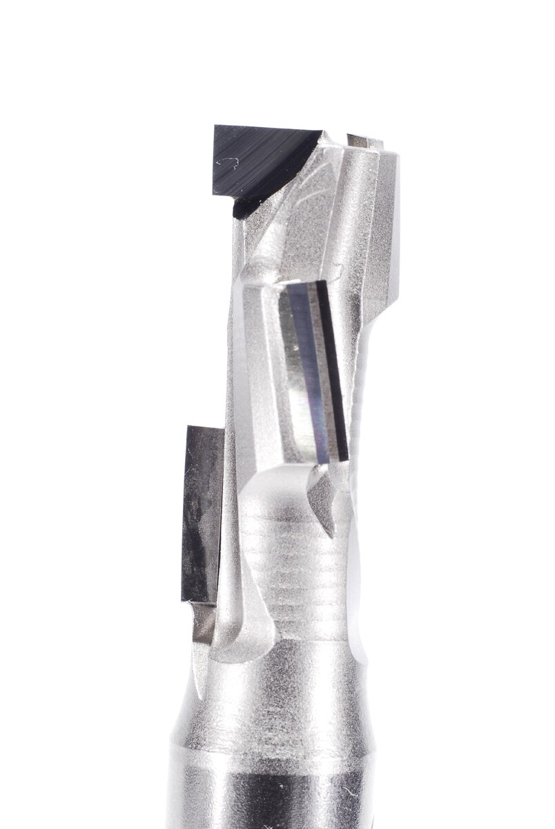 Увеличенное фото, обратите внимание на минимальное перекрытие между зубами