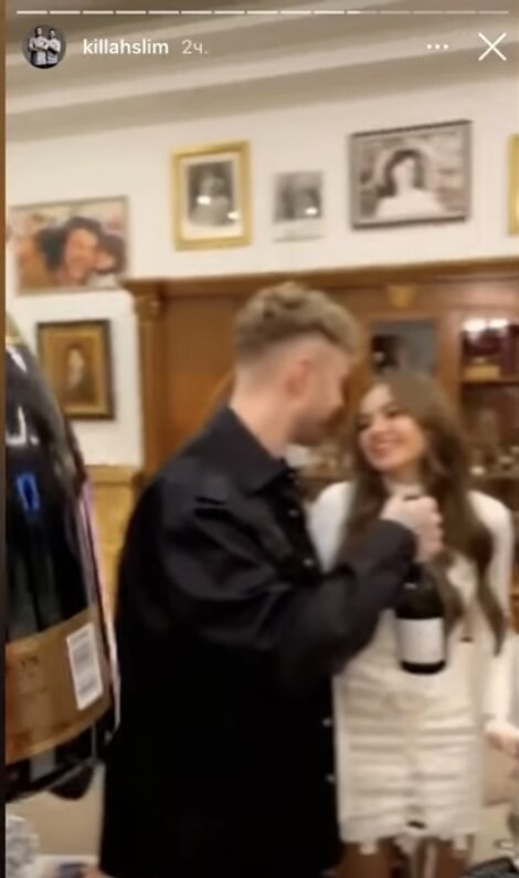 в истории у брата Тимати 