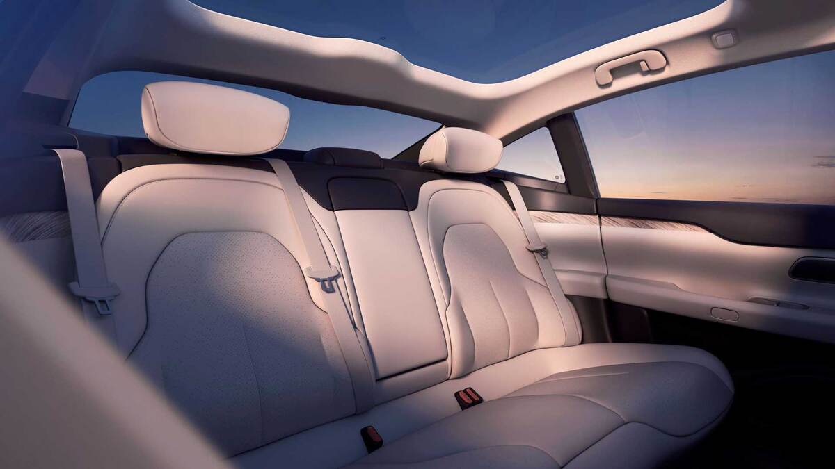 интерьер Nio фото: Яндекс Картинки