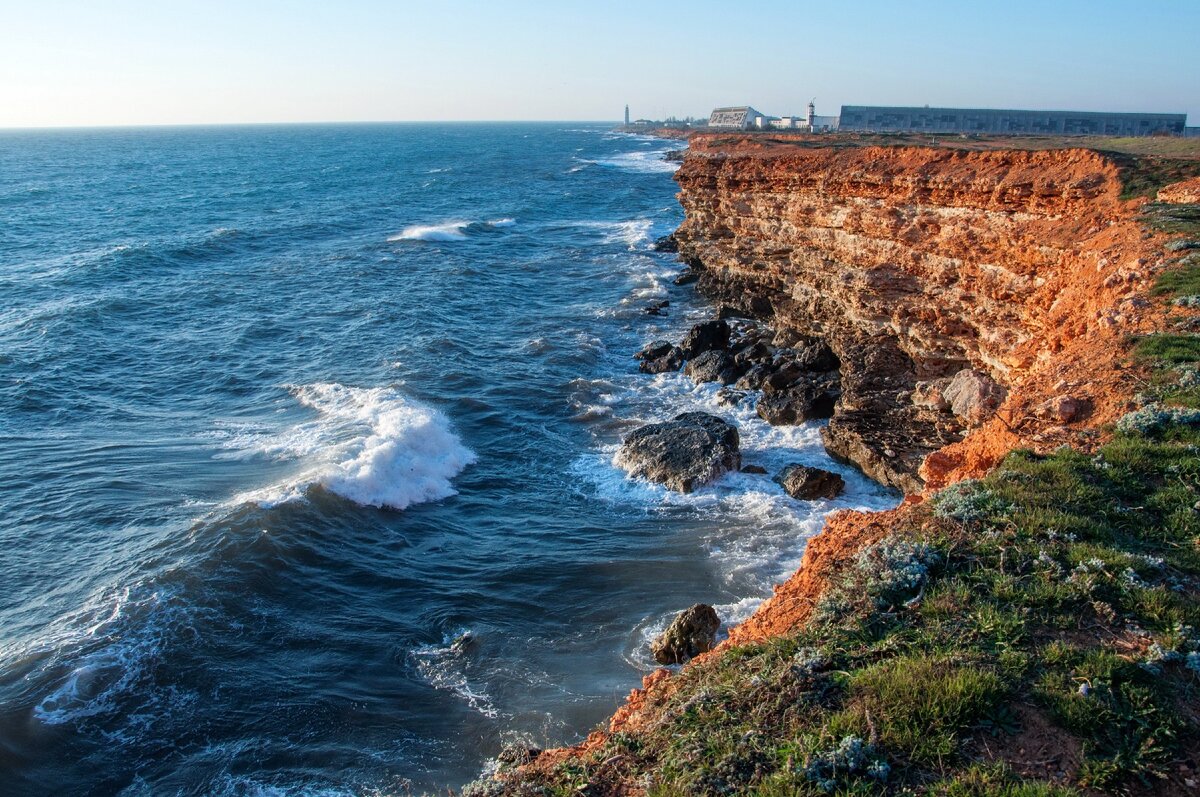 Источник https://get.wallhere.com/photo/3000x1993-px-coast-nature-Russia-sea-1700637.jpg