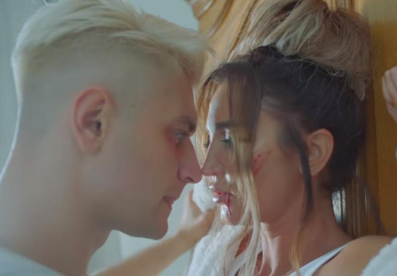  Дава и  Бузова. Поссорились и помирились. Фото из открытого источника Xoroshiy.ru