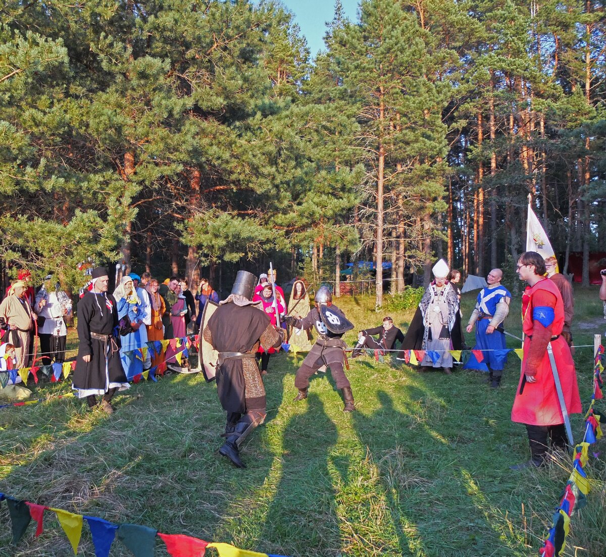 К слову, в первый день сир Годфри еще занял второе место на турныре.