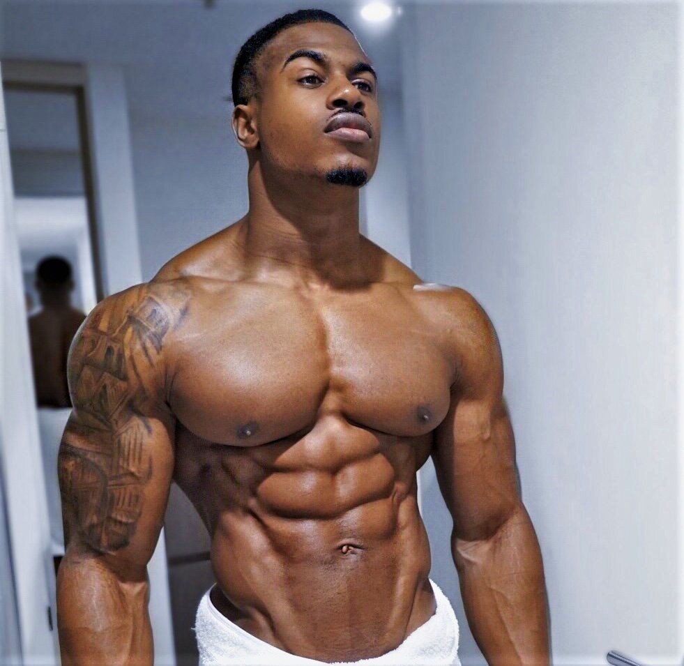 Simeon Panda мускулатура