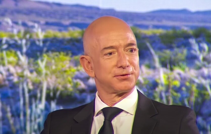 Джефф Безос. Скриншот из видео. Используется и распространяется бесплатно по лицензии https://www.youtube.com/t/terms