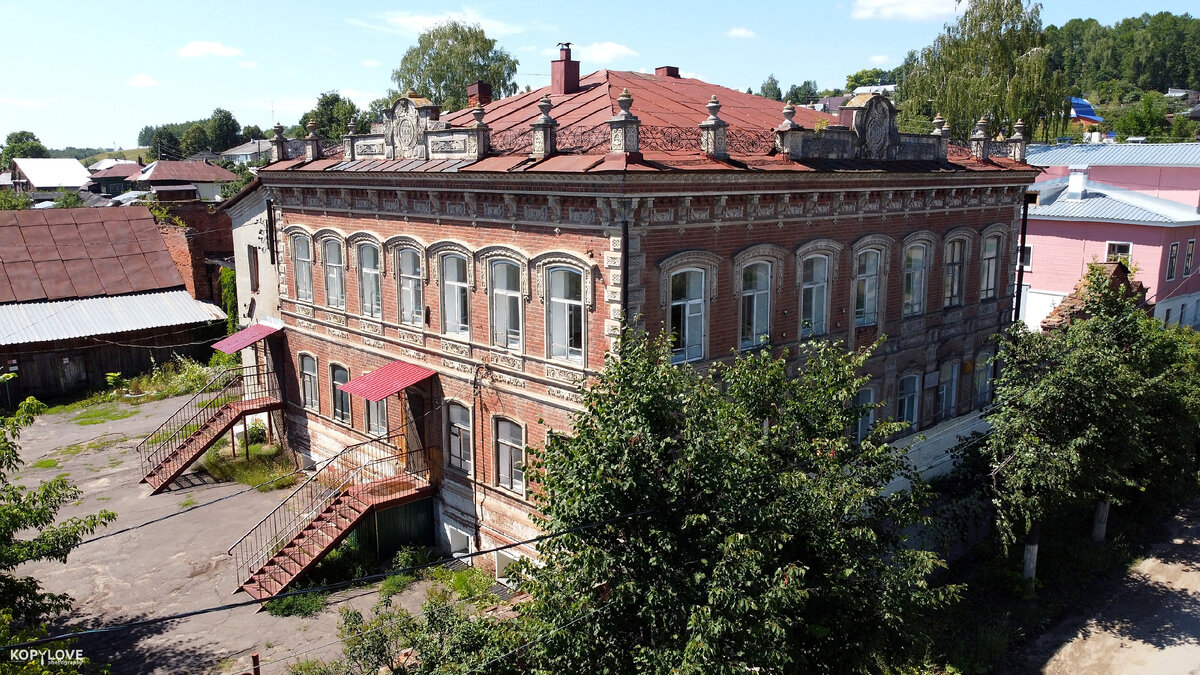 Бывший купеческий особняк, в котором теперь размещен детский сад № 3