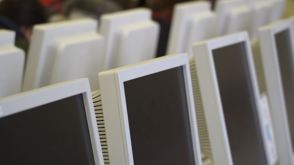 Подготовлено с использованием сервиса и оплаченной подписки Canva Pro