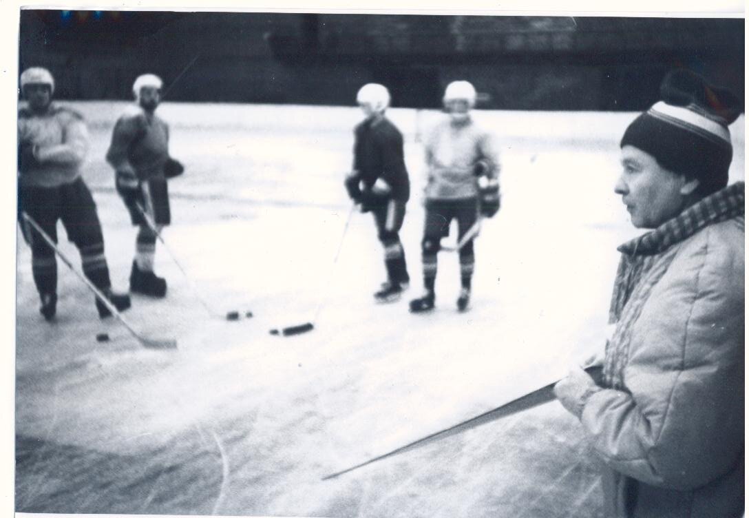  Из второй лиги хоккейная Магнитка выбралась благодаря Постникову