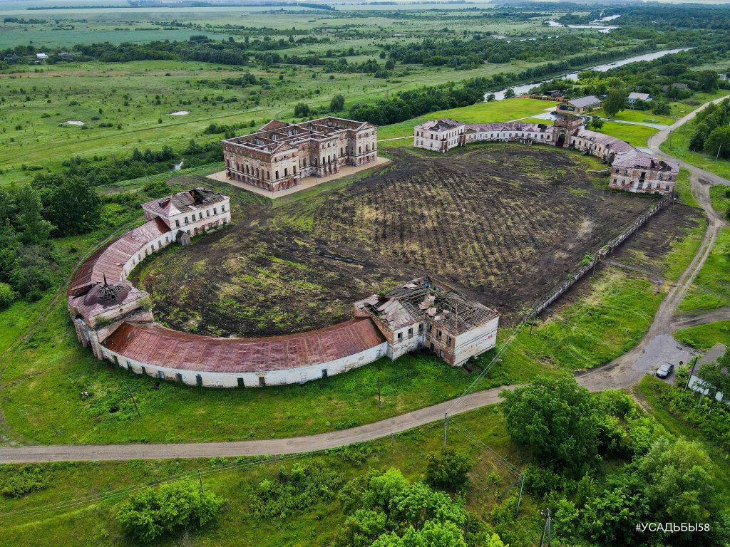 Современный вид территории. Источник https://penza.bezformata.com/listnews/sure-po-marshrutu-knyazya-kurakina/95995515/