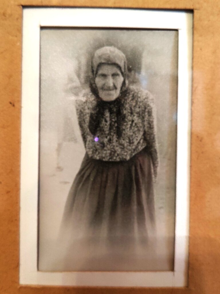 Мама Акулина Шкаликова