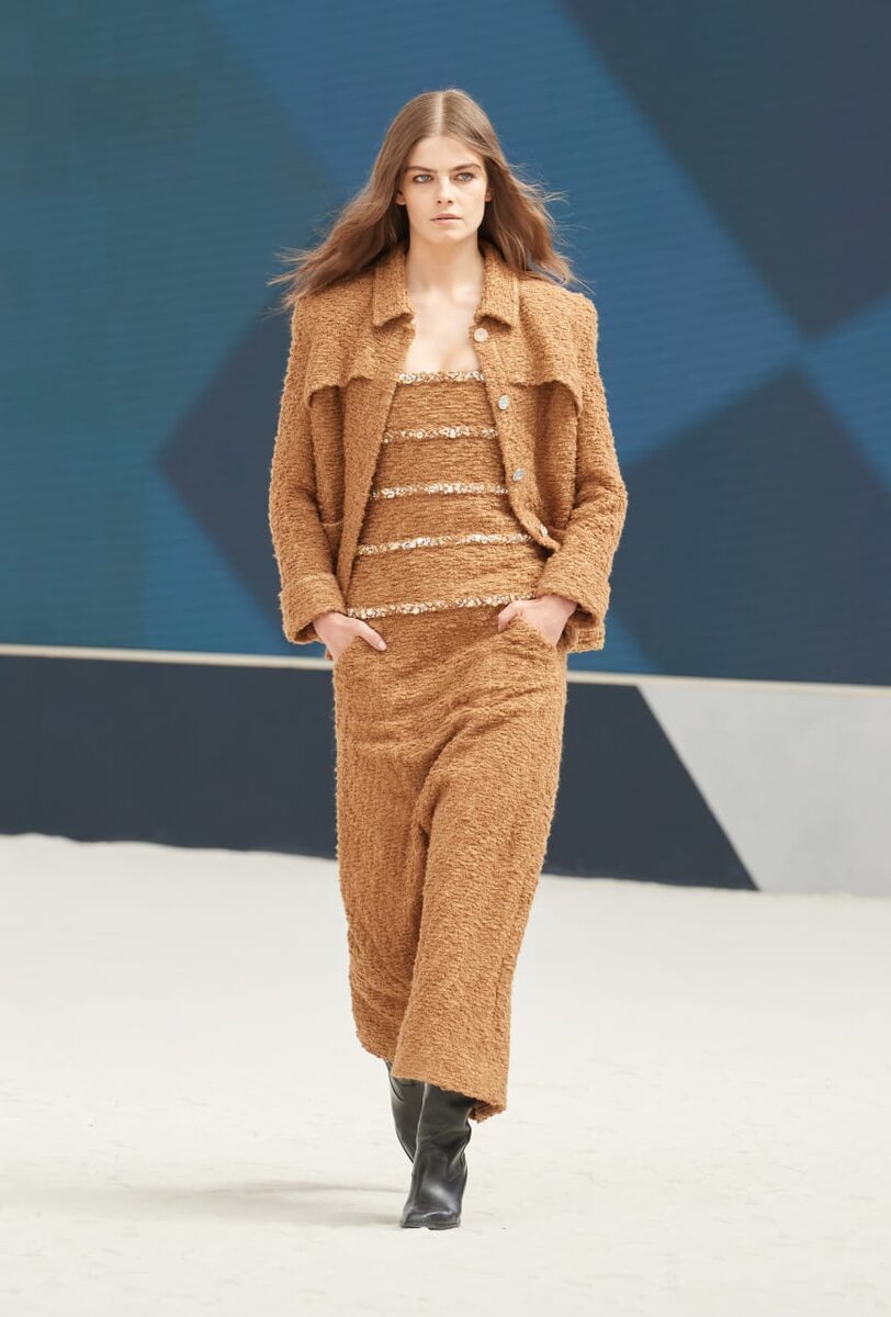     Chanel Couture осень-зима 2022/23