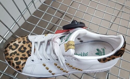 Кроссовки adidas