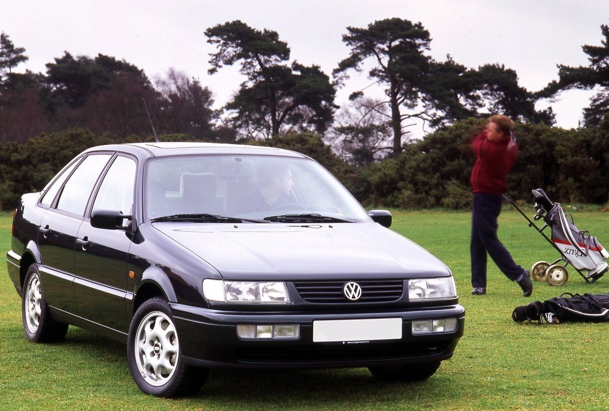 Volkswagen Passat B4 седан