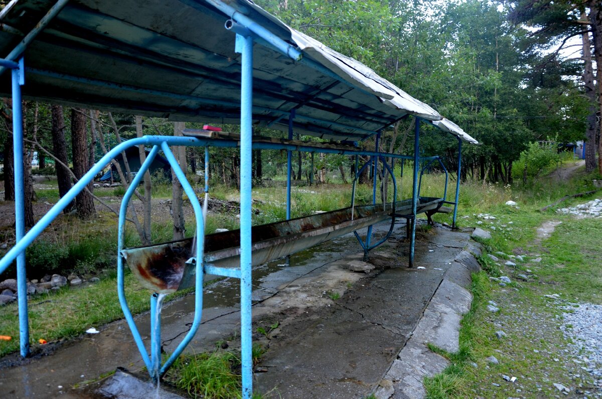 Дола ми дола. Территория мы лагерь Казань. Водоканал на лагерной Казани.