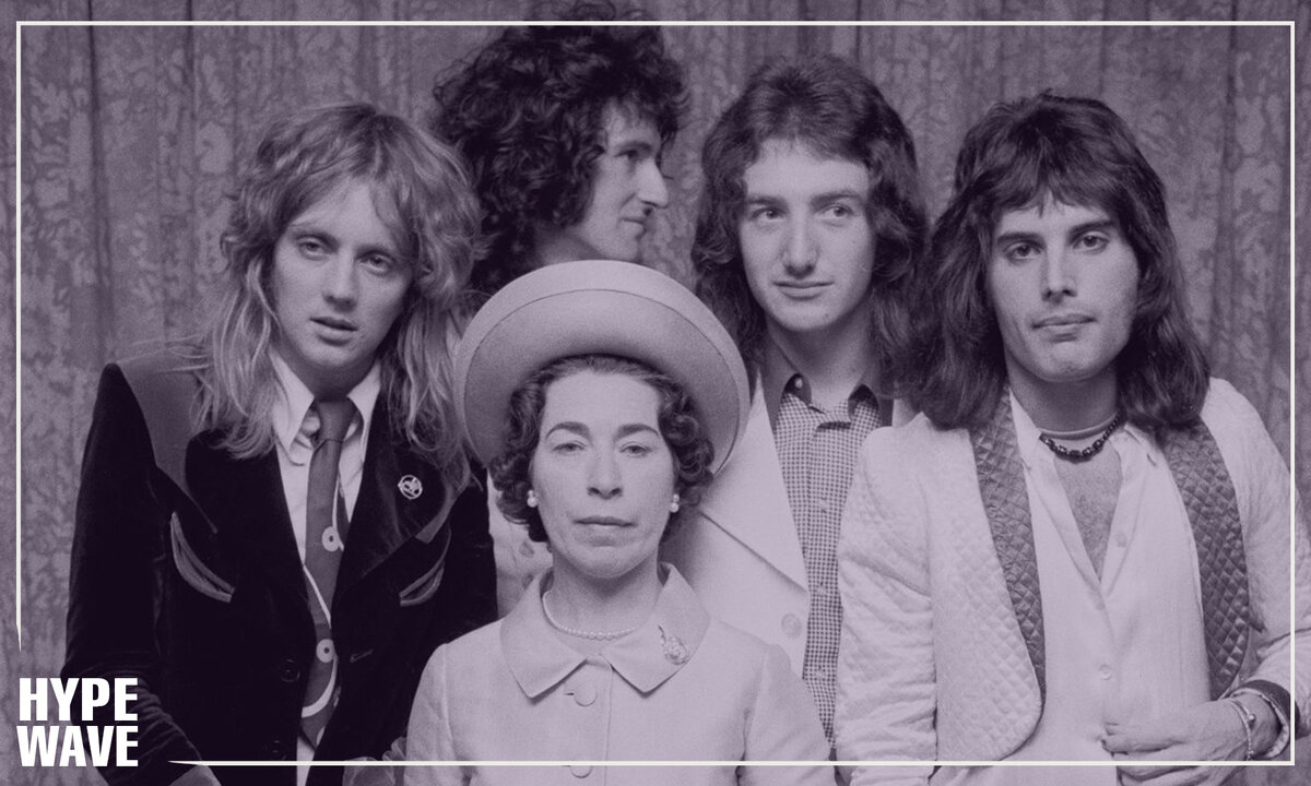 Queen band. Группа Queen. The Band Queen 1974. Группа Квин и Королева. Участники группы Квин.