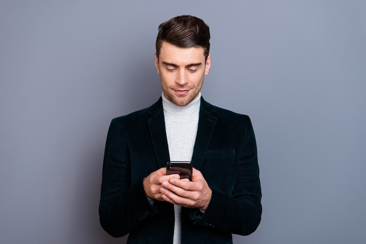 Мошенников в сети полно. 