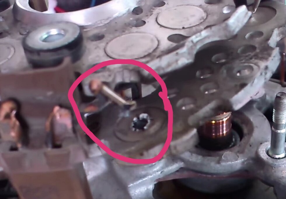 Вот наглядный пример пробитого диода! 