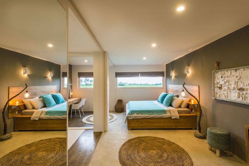 А это комната, которую предлагали снять. У Макса гораздо круче, там просто сердце замирает на мгновение! Но и тут, мне кажется, очень уютно.