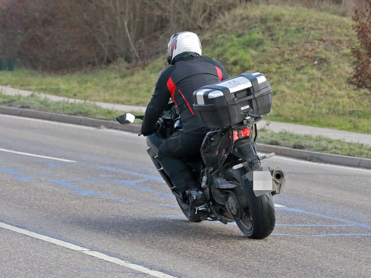 Мотоцикл Kawasaki H2 SX с нагнеталелем получит обновление