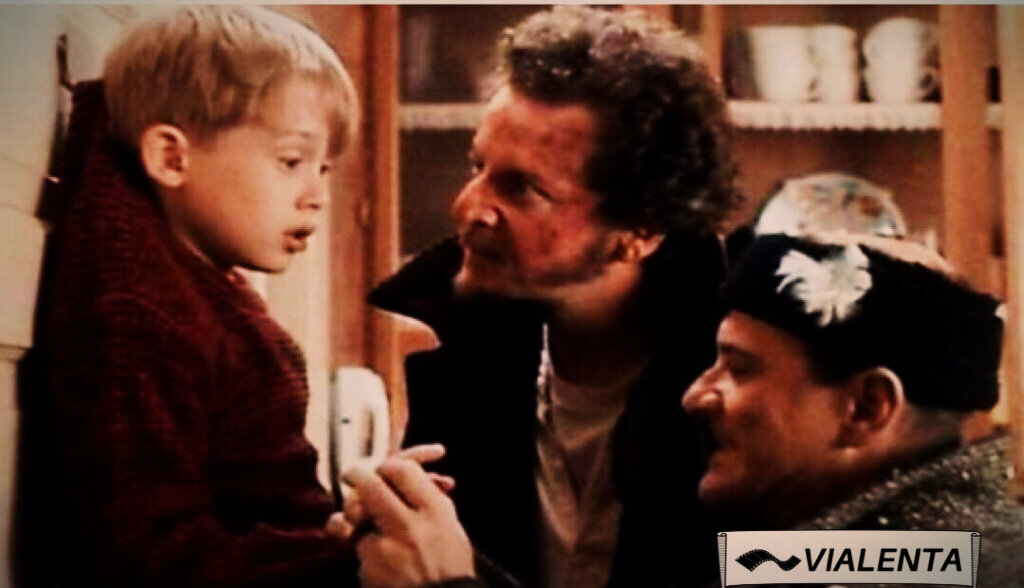  «Один дома».