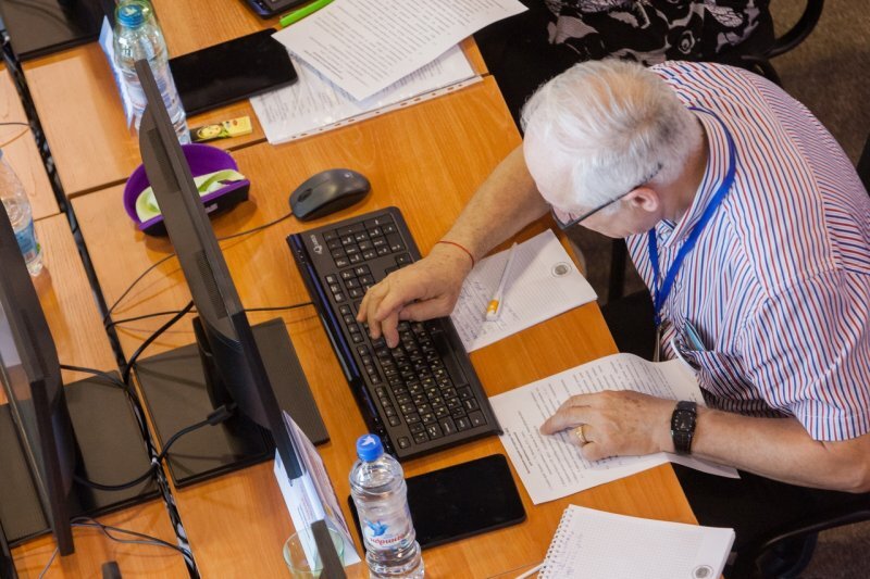 В индексации пенсий работающим пенсионерам обнаружилась брешь Фото источник: sibkray.ru