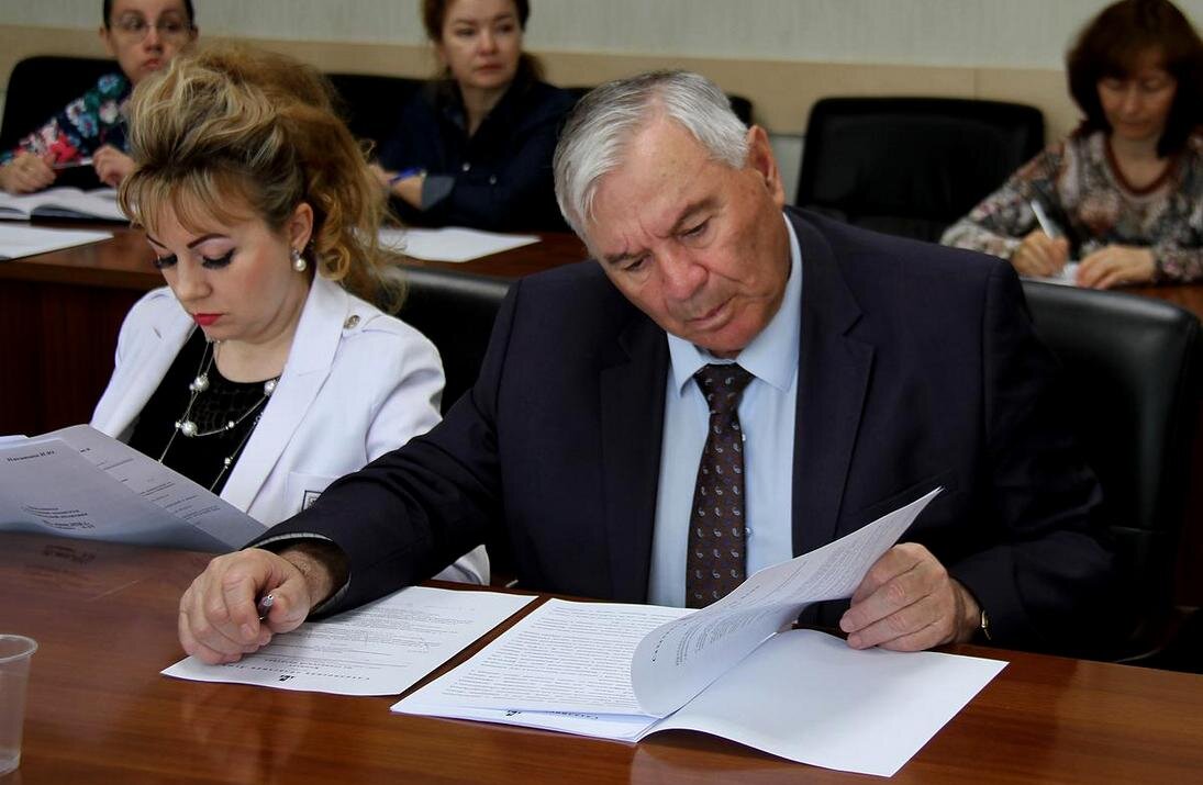 Министр социальной защиты Сахалинской области Орлова. Министр социальной защиты Сахалинской области.