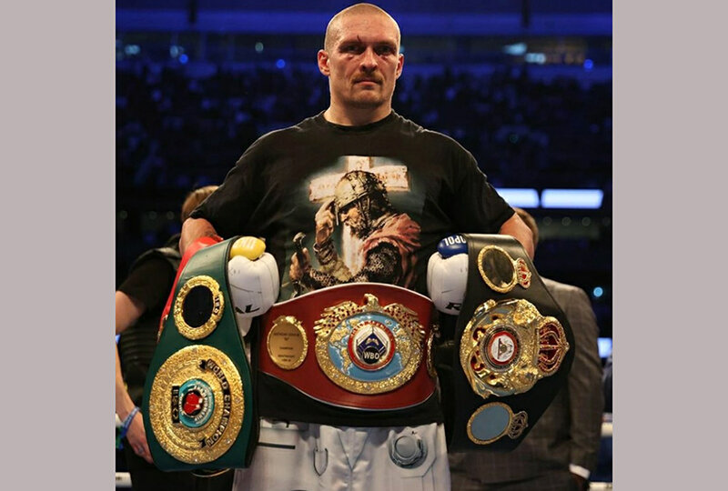 Александр Усик