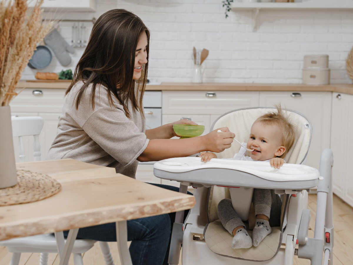 На фото – универсальный чехол на стульчик для кормления от ROXY-KIDS