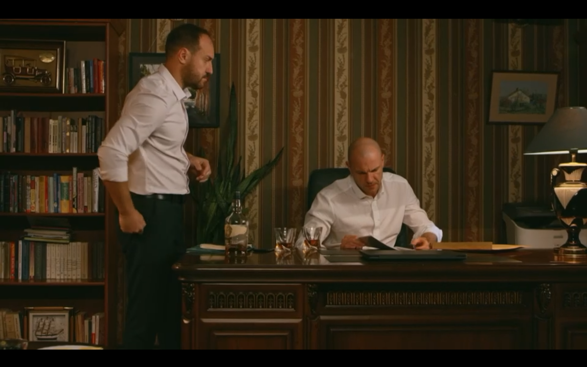 два холма сериал никита кологривый. Cepиaл ctpaжhиk. сериал цыпкина беспринципные. сериал с деревянко беспринципные. первый отдел сериал иван колесников.