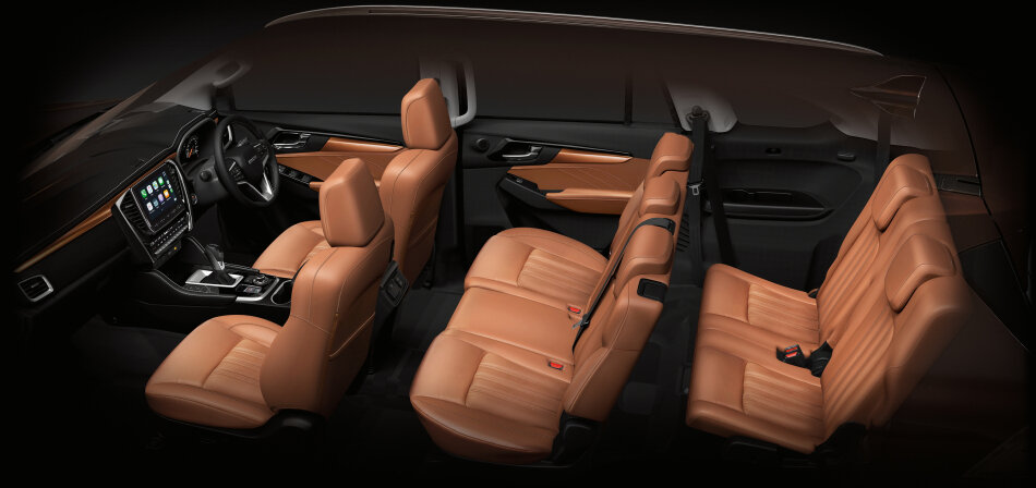 Isuzu MU-X с правым рулём в версии для рынка Таиланда