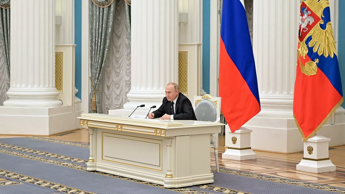 Пресс-секретарь Песков: Путин готов направить в Минск делегацию для переговоров с Украиной