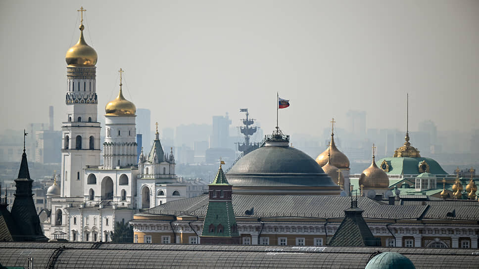     Фото: Александр Казаков / Коммерсантъ