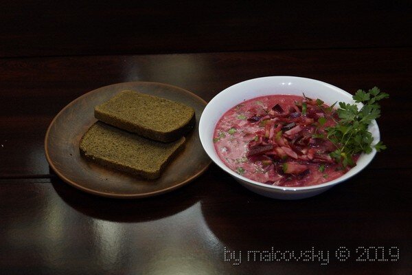 Латышский холодный суп «Васара».
